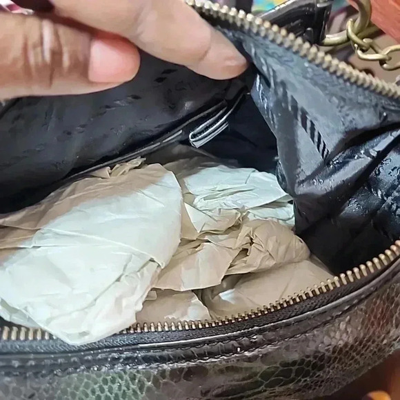 Simply Vera Vera Wang y2k Snakeskin chain strap shoulder bag. Brand New - Picture 7 of 12